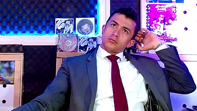 Darko0717 online show from March 2, 9:42 am