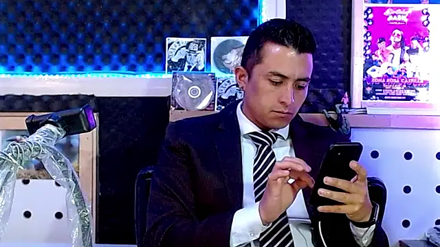 Darko0717 online show from March 3, 2:59 pm