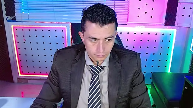 Darko0717 online show from February 5, 2:22 pm