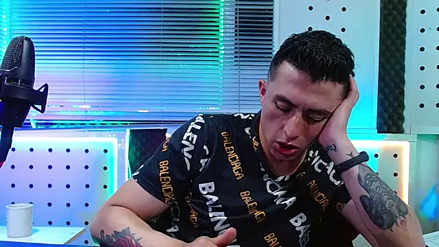 Darko0717 online show from April 13, 1:00 am