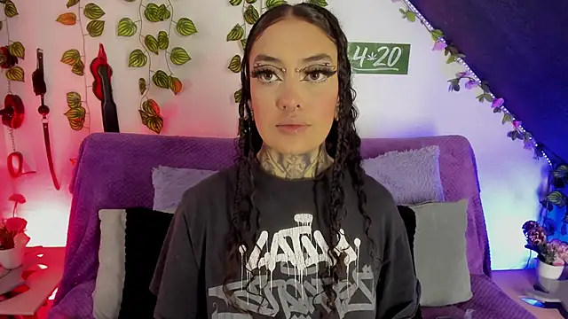 Cata green online show from February 4, 9:10 pm