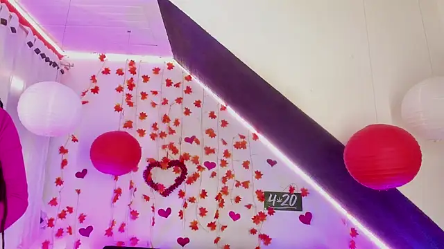 Cata green online show from February 17, 8:47 pm