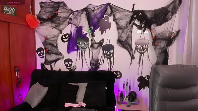 Cata green online show from October 14, 8:09 pm