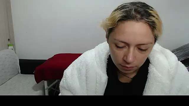 MommyMiaWs online show from March 17, 12:46 pm