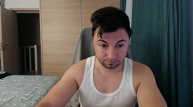 HankMalone online show from February 14, 5:09 am