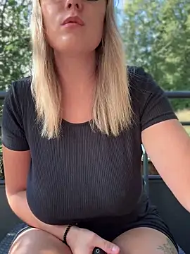 Leanymphoo online show from September 27, 9:36 am