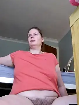 xxSexyBushLinnxx online show from February 23, 1:32 pm