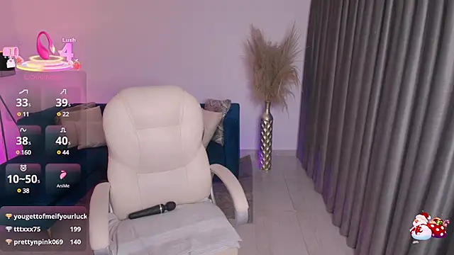 emilly smith 1 online show from March 21, 6:16 am