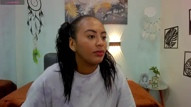 tracycum online show from February 6, 6:13 pm