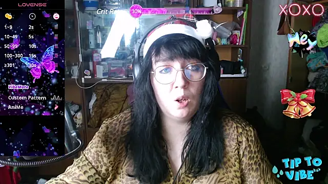 Snapshot of LeonaHarrison chatting on December 23, 8:03 pm LeonaHarrison online show from December 23, 8:03 pm