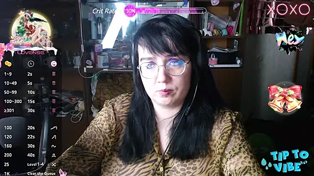 Snapshot of LeonaHarrison chatting on December 28, 8:36 pm LeonaHarrison online show from December 28, 8:36 pm