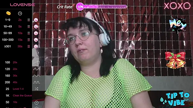 Snapshot of LeonaHarrison chatting on December 30, 7:53 pm LeonaHarrison online show from December 30, 7:53 pm