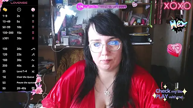 Snapshot of LeonaHarrison chatting on March 4, 10:13 am LeonaHarrison online show from March 4, 10:13 am