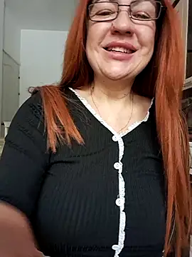 KiraXTender online show from February 22, 1:07 am