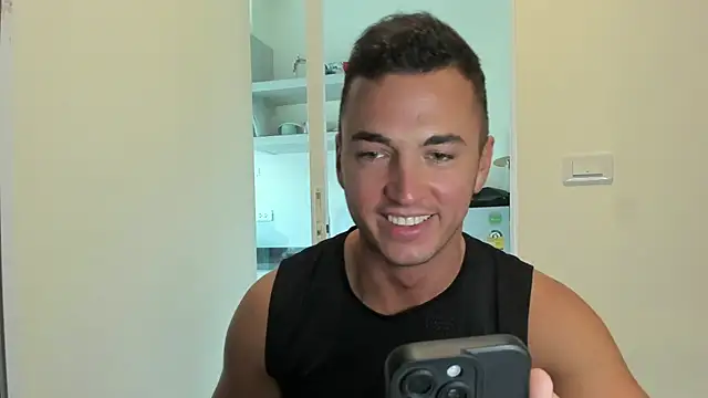 Snapshot of paulblack21 chatting on February 5, 10:42 am paulblack21 online show from February 5, 10:42 am