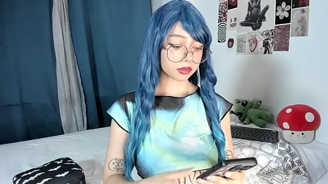 acid candy  online show from April 20, 12:35 am