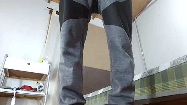 JohanyLatino online show from July 24, 11:47 pm