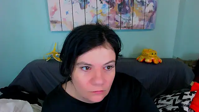 EverlyRays online show from April 21, 4:23 pm