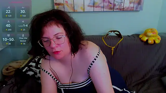 EverlyRays online show from June 21, 5:04 pm