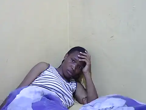 Smillie prety online show from October 19, 6:14 am