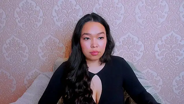 Snapshot of Kris_top_Lee chatting on April 10, 6:18 am Kris top Lee online show from April 10, 6:18 am