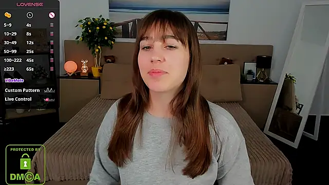  Eliizabeth  online show from March 14, 1:59 am