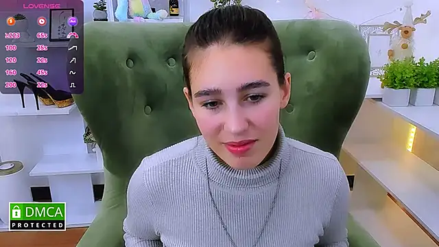  Eliizabeth  online show from October 5, 9:34 pm