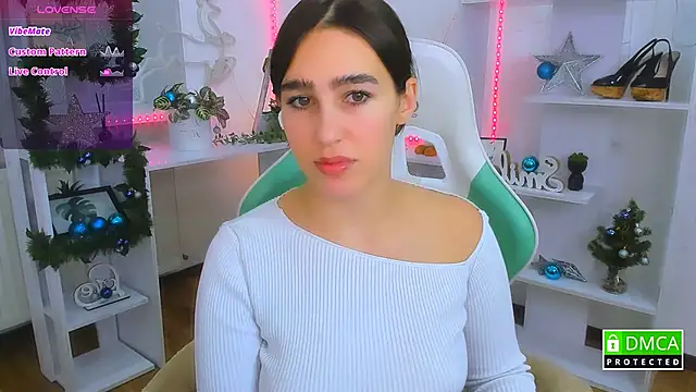  Eliizabeth  online show from December 21, 9:22 pm