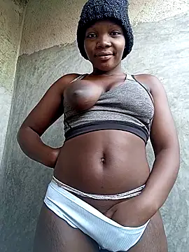 Snapshot of sweet_zara01 chatting on May 9, 5:01 am sweet zara01 online show from May 9, 5:01 am