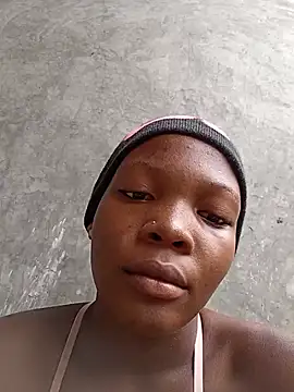 Snapshot of sweet_zara01 chatting on May 29, 5:27 am sweet zara01 online show from May 29, 5:27 am