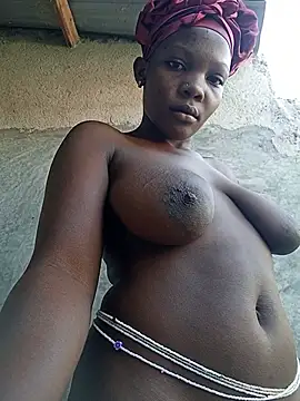 Snapshot of sweet_zara01 chatting on June 5, 5:47 am sweet zara01 online show from June 5, 5:47 am