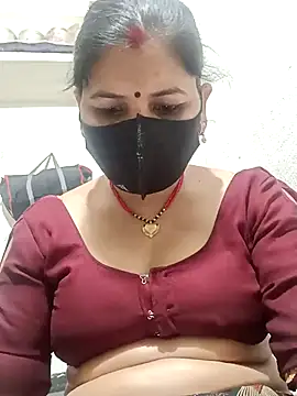 Snapshot of Riyaa-Devi chatting on February 20, 6:02 pm Riyaa-Devi online show from February 20, 6:02 pm