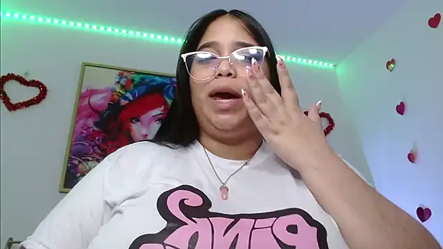 tati reyess online show from February 22, 1:02 pm