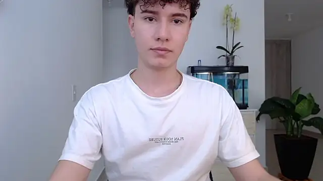 adrian morelly online show from December 2, 5:48 pm