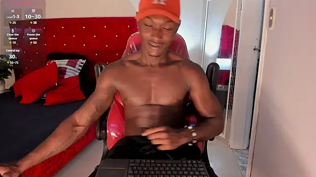 DannSmmith online show from January 7, 3:35 am