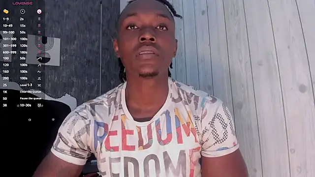 DannSmmith online show from November 12, 12:38 pm