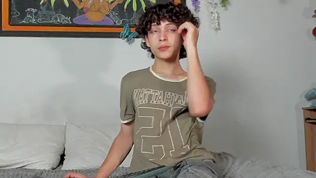 Cherry boy 18 online show from March 9, 3:54 am