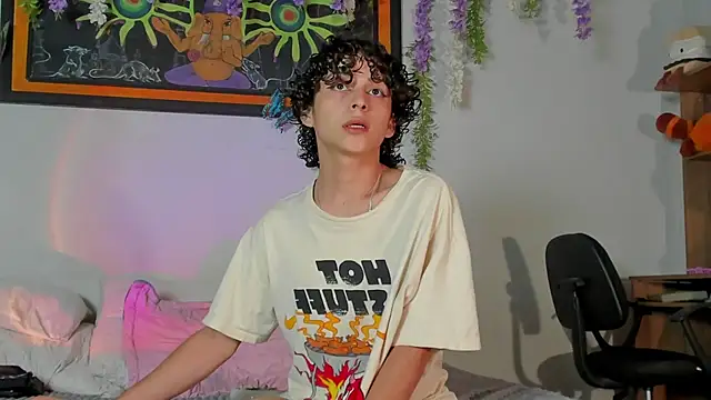 Cherry boy 18 online show from March 20, 2:08 am