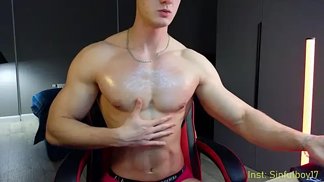 Snapshot of Richard_mils chatting on January 18, 7:37 pm Richard mils online show from January 18, 7:37 pm