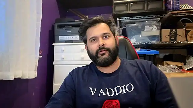 Sakhtlaundaz online show from November 24, 9:36 pm