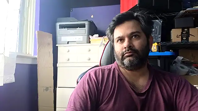 Snapshot of Sakhtlaundaz chatting on April 27, 12:58 pm Sakhtlaundaz online show from April 27, 12:58 pm