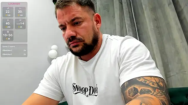 musclemonster31 online show from February 15, 10:44 am