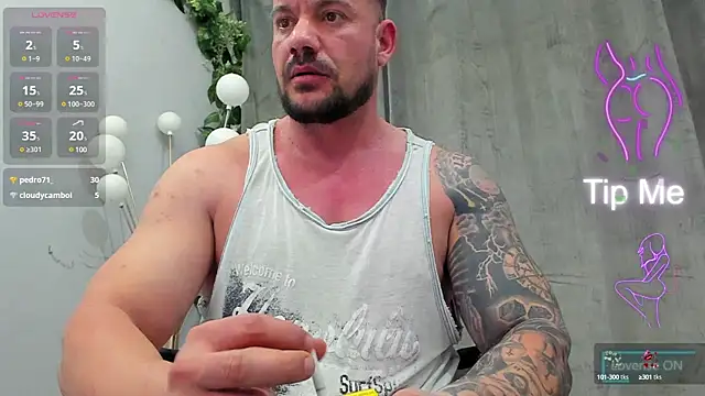 musclemonster31 online show from March 21, 11:12 am