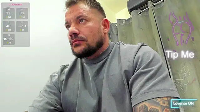 musclemonster31 online show from March 22, 4:56 am