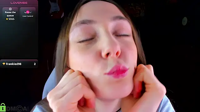 Lexi Split online show from February 4, 1:33 am