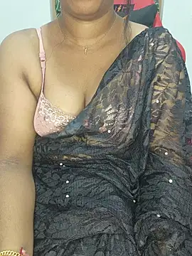 Snapshot of Malluivaniya chatting on November 25, 6:35 am Malluivaniya online show from November 25, 6:35 am
