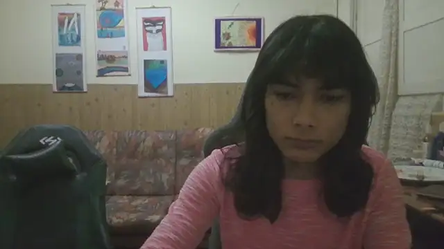 calliemaggotbone online show from November 13, 6:18 pm