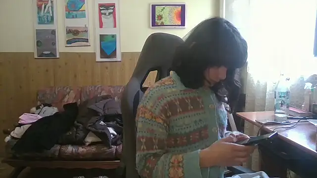 calliemaggotbone online show from November 23, 11:43 am