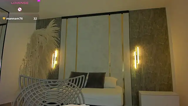 riley sierra online show from January 14, 12:33 pm