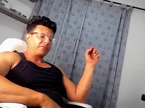 pedropicapi online show from November 22, 11:26 pm